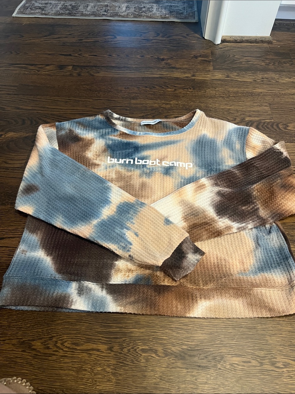 Burn boot camp long sleeve tie-dye, waffle, knit size medium